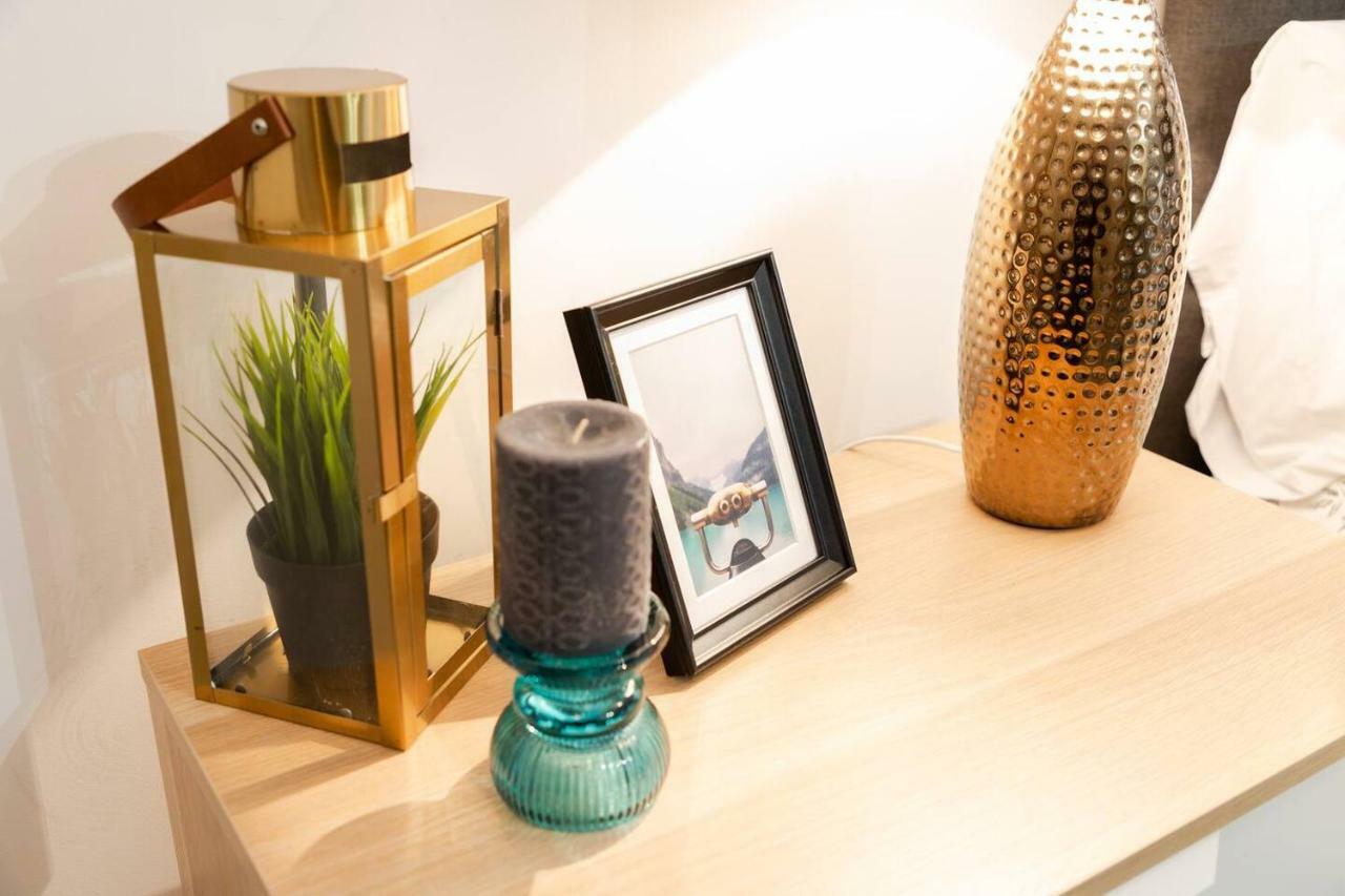 Berkshire Apartment 11Helena House Lux Studio Apartment 독서 외부 사진