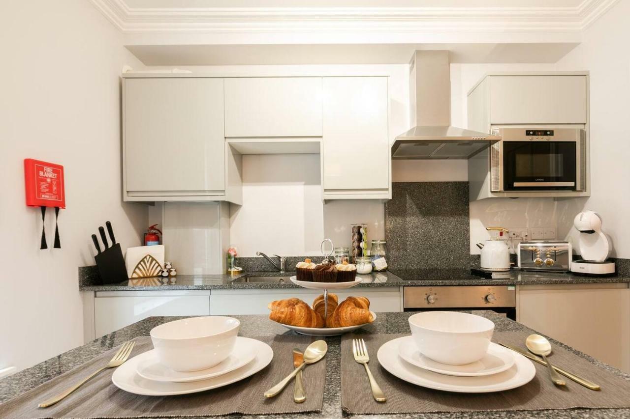 Berkshire Apartment 11Helena House Lux Studio Apartment 독서 외부 사진